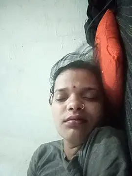Student garl 1 online show from 06-05-26, 10:59