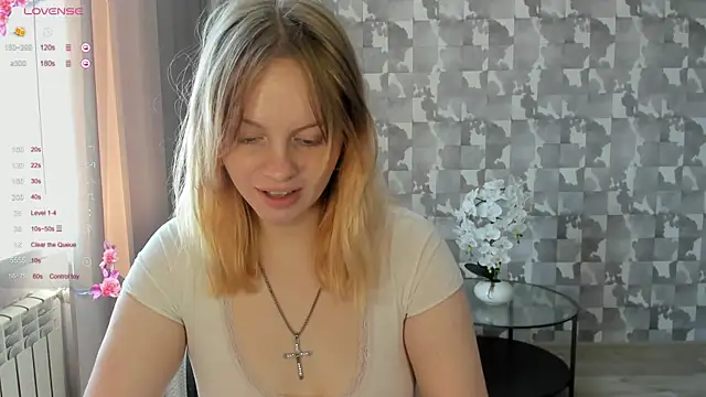 L aura online show from 05-09-26, 07:13