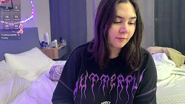 hot vampire online show from 05-12-26, 07:00