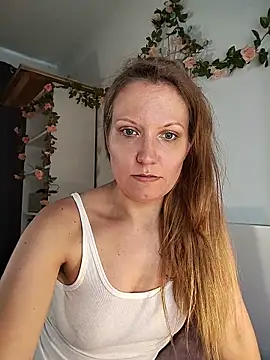 Snapshot of Candy_Cougar chatting on 05-26-26, 06:53 Candy Cougar online show from 05-26-26, 06:53