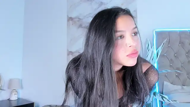 Snapshot of Clara4w chatting on 06-21-26, 12:08 Clara4w online show from 06-21-26, 12:08