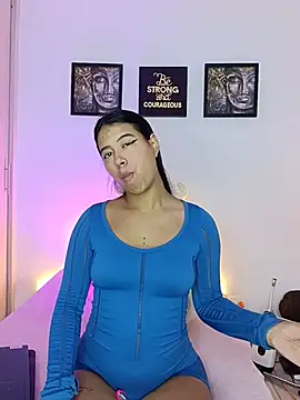 Snapshot of Raven_stonee01 chatting on 06-20-26, 12:36 Raven stonee01 online show from 06-20-26, 12:36