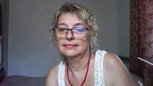 ElizabethGorden online show from 06-30-26, 06:42