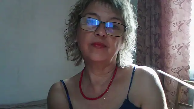 ElizabethGorden online show from 07-04-26, 05:35