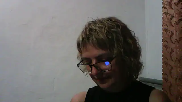 ElizabethGorden online show from 07-12-26, 06:32
