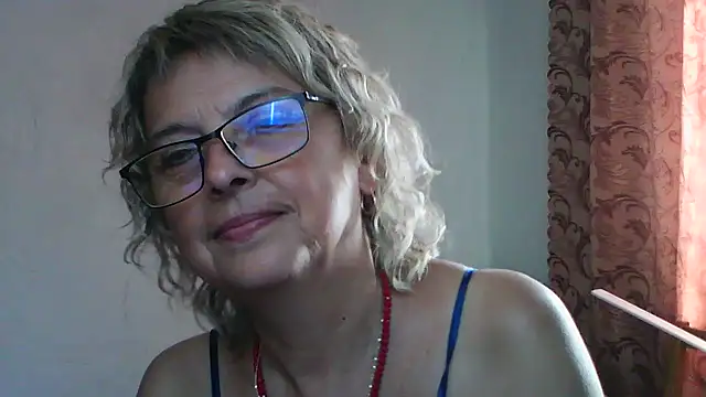 ElizabethGorden online show from 07-19-26, 06:50