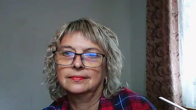 ElizabethGorden online show from 07-28-26, 11:17