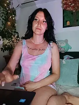 Snapshot of Goddessm00n1 chatting on 07-25-26, 07:11 Goddessm00n1 online show from 07-25-26, 07:11