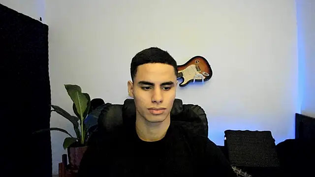Snapshot of chicozen chatting on 05-04-26, 04:25 chicozen online show from 05-04-26, 04:25