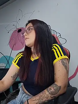 Snapshot of marita_ chatting on 07-03-26, 11:33 marita online show from 07-03-26, 11:33