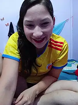 Snapshot of _Angelgold chatting on 06-23-26, 06:17 Angelgold online show from 06-23-26, 06:17