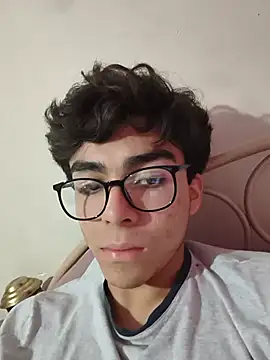 Snapshot of verg_0tota chatting on 07-12-26, 04:58 verg 0tota online show from 07-12-26, 04:58