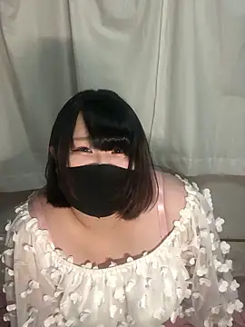 Snapshot of shino_n642 chatting on 05-19-26, 03:07 shino n642 online show from 05-19-26, 03:07