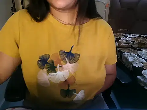 Snapshot of Rupali3 chatting on 05-27-26, 07:38 Rupali3 online show from 05-27-26, 07:38
