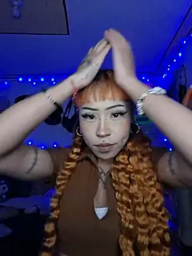 Snapshot of suky_fox chatting on 05-31-26, 11:28 suky fox online show from 05-31-26, 11:28