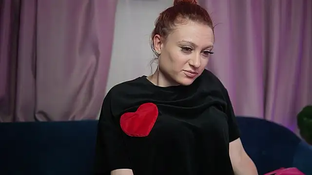Snapshot of EvelynCandy chatting on 05-24-26, 08:03 EvelynCandy online show from 05-24-26, 08:03