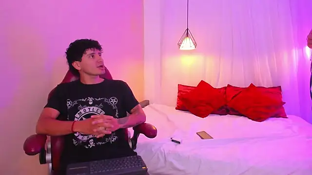 ariblake online show from 06-14-26, 12:07