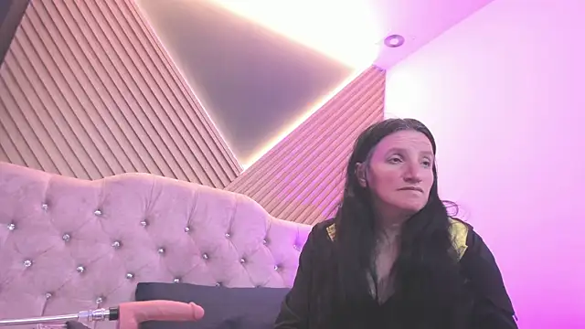 CloeMature online show from 06-08-26, 02:56