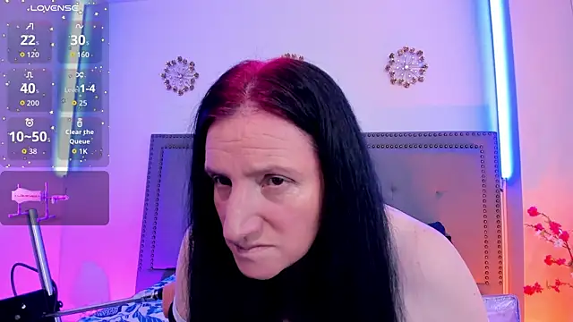 CloeMature online show from 06-10-26, 02:12