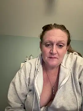 Kellilyn10 online show from 05-30-26, 05:04