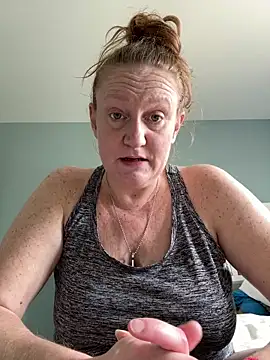 Kellilyn10 online show from 06-15-26, 06:21