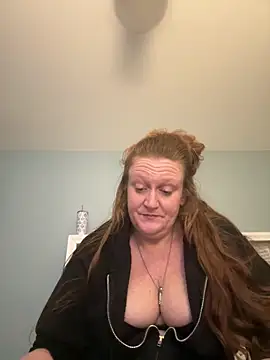 Kellilyn10 online show from 06-18-26, 02:34