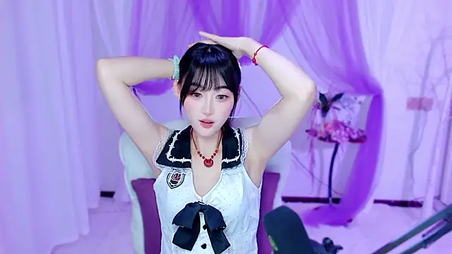 Tili Lucky online show from 05-26-26, 01:23