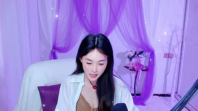 Tili Lucky online show from 06-14-26, 02:24