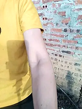 Snapshot of Min-meo chatting on 06-17-26, 11:01 Min-meo online show from 06-17-26, 11:01