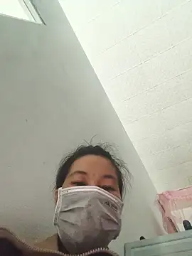 Snapshot of missthree chatting on 07-15-26, 07:35 missthree online show from 07-15-26, 07:35