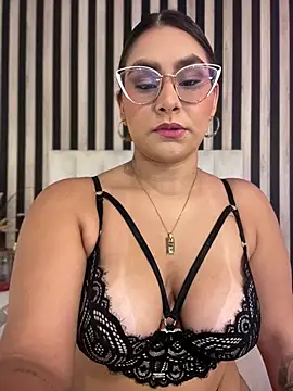 LiaDesire7 online show from 07-10-26, 04:28