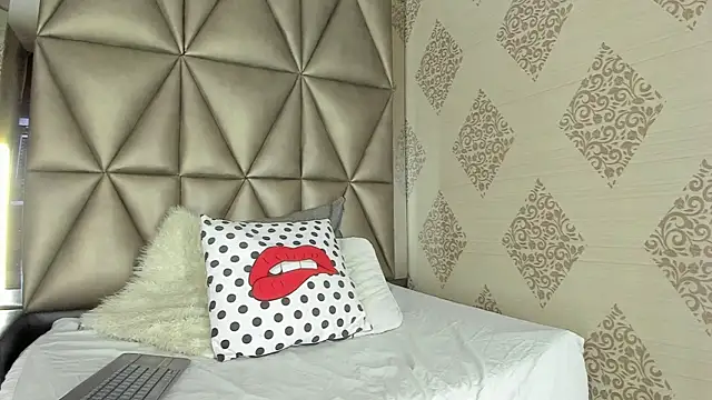Violett Carter online show from 07-31-26, 11:53