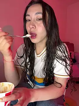 Snapshot of aiko-o chatting on 07-13-26, 12:02 aiko-o online show from 07-13-26, 12:02