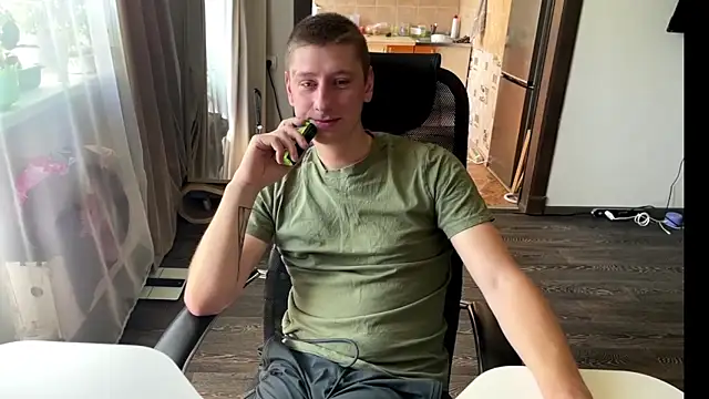 Keksik  online show from 06-20-26, 04:04