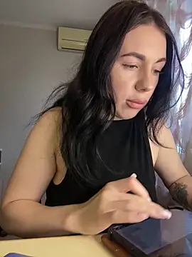 IsabellaJoutes online show from 06-04-26, 01:06