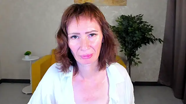gracekellyyy online show from 06-11-26, 04:05