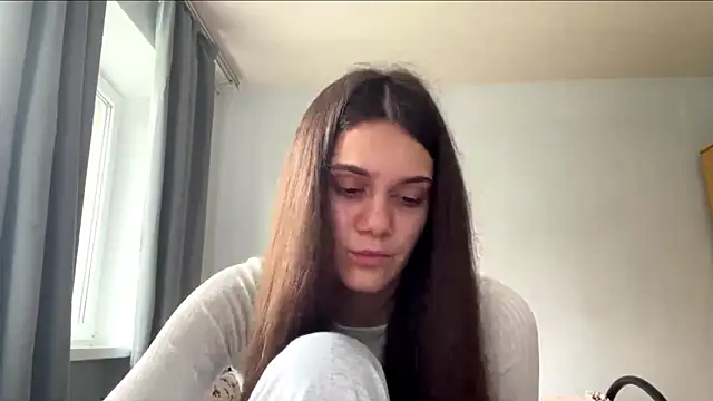 MaryRaven online show from 05-18-26, 12:33