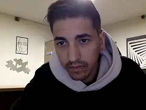 poashapiaksbdasjgakgnxigx online show from 05-07-26, 04:45