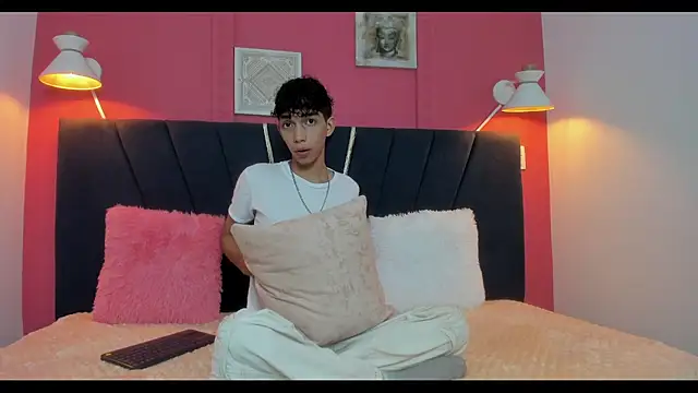 Snapshot of ero_boy40 chatting on 05-30-26, 03:14 ero boy40 online show from 05-30-26, 03:14
