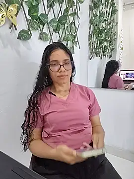 Snapshot of alanahot94 chatting on 06-15-26, 03:36 alanahot94 online show from 06-15-26, 03:36