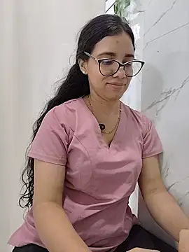 alanahot94 online show from 07-18-26, 09:40