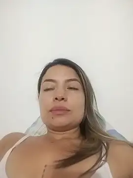 Annie-Latina online show from 06-01-26, 12:56