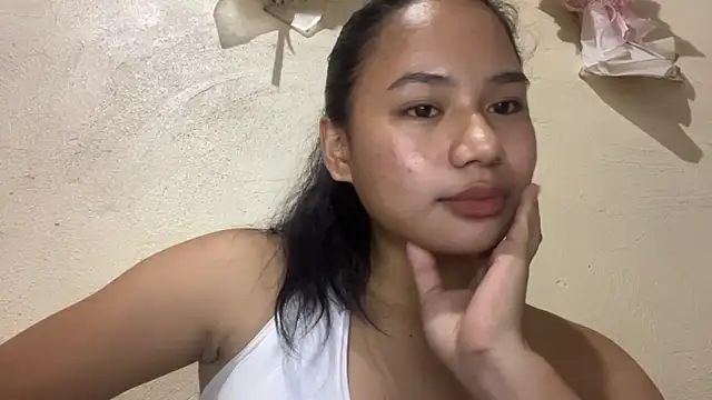 ThedaSchuner online show from 05-11-26, 02:45