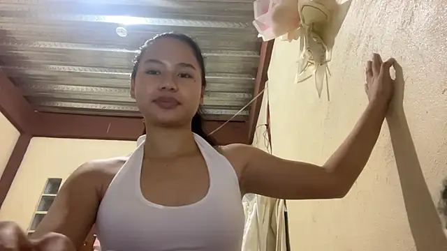ThedaSchuner online show from 05-11-26, 04:04