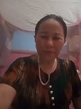 Snapshot of girl_cute69 chatting on 06-03-26, 11:24 girl cute69 online show from 06-03-26, 11:24