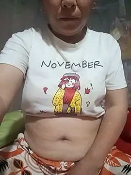 Snapshot of girl_cute69 chatting on 06-16-26, 07:05 girl cute69 online show from 06-16-26, 07:05