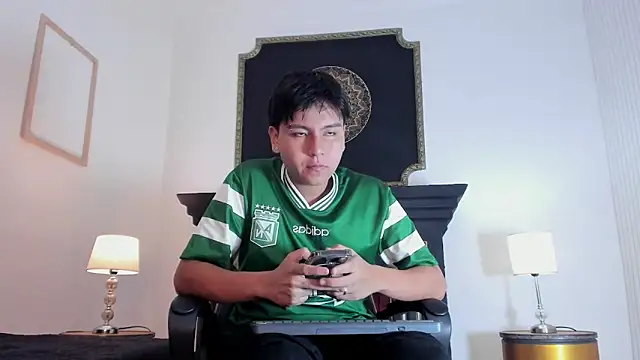  maximo 1 online show from 06-09-26, 01:34
