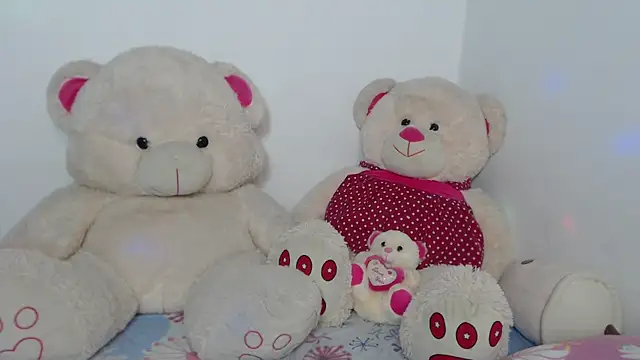 Natalia Dahlia online show from 07-14-26, 12:13