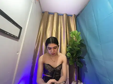 Snapshot of RoseAmarie chatting on 07-30-26, 12:15 RoseAmarie online show from 07-30-26, 12:15