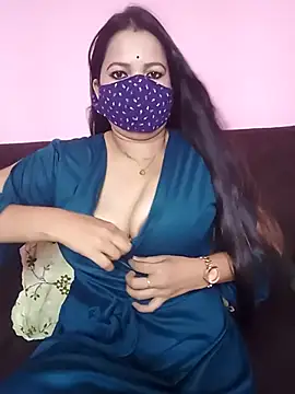 Snapshot of Cute-Sweety chatting on 06-07-26, 01:15 Cute-Sweety online show from 06-07-26, 01:15